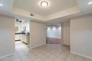 Photo #6: 6793753 Listing