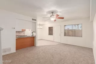 Photo #3: 6793759 Listing