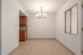 Photo #6: 6793759 Listing