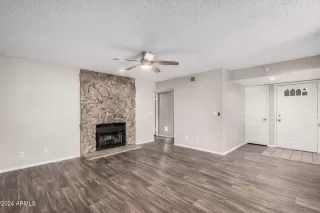 Photo #6: 6793870 Listing 