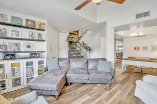 Photo #5: 6793921 Listing 