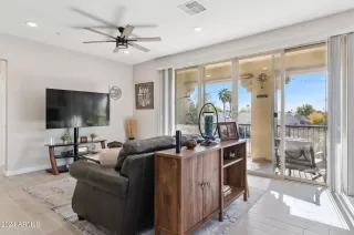 Photo #4: 6794153 Listing 