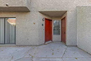 Photo #2: 6794511 Listing 