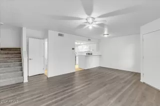 Photo #4: 6794511 Listing 