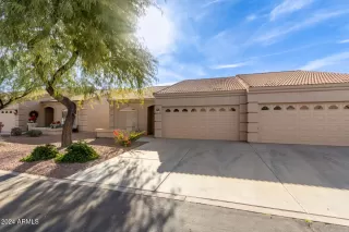 Photo #2: 6794748 Listing