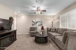 Photo #4: 6794805 Listing 