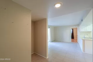 Photo #3: 6794830 Listing 