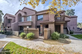 Photo #5: 6794993 Listing