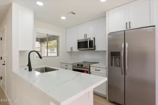 Photo #1: 6795228 Listing