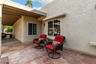 Photo #5: 6795321 Listing