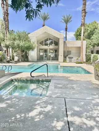 Photo #2: 6795496 Listing 