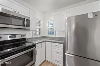 Photo #3: 6795503 Listing 