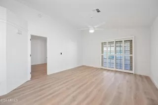 Photo #5: 6795503 Listing 