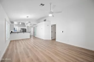 Photo #6: 6795503 Listing 