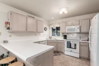 Photo #5: 6795632 Listing 