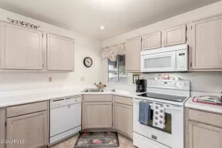 Photo #6: 6795632 Listing 