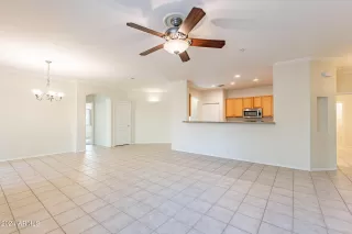 Photo #5: 6796213 Listing