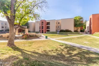 Photo #1: 6796400 Listing 