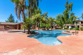 Photo #4: 6797590 Listing
