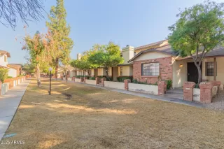 Photo #5: 6797590 Listing