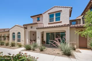 Photo #1: 6797644 Listing 