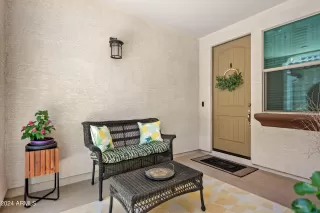 Photo #2: 6797644 Listing 