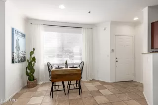 Photo #6: 6797687 Listing 