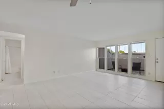 Photo #5: 6798060 Listing