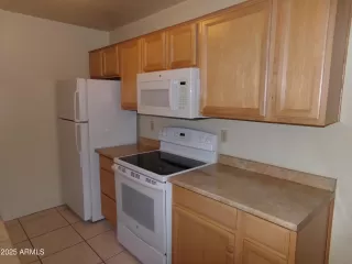 Photo #2: 6798716 Listing 