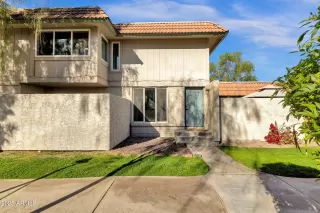 Photo #2: 6798768 Listing