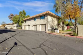 Photo #3: 6798768 Listing