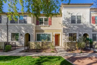 Photo #4: 6798900 Listing