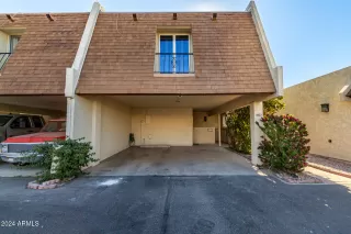 Photo #1: 6799133 Listing 