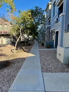 Photo #2: 6799220 Listing