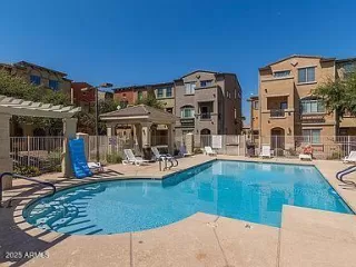 Photo #4: 6799220 Listing