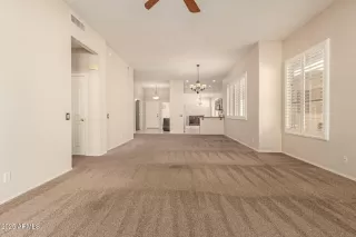 Photo #4: 6799258 Listing