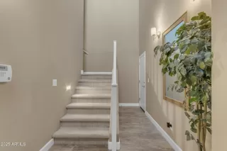 Photo #5: 6799260 Listing