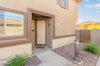 Photo #3: 6799292 Listing