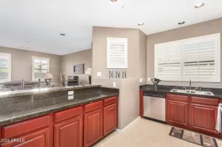 Photo #4: 6799292 Listing