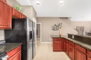 Photo #6: 6799292 Listing