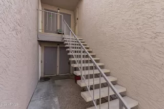 Photo #3: 6799331 Listing 