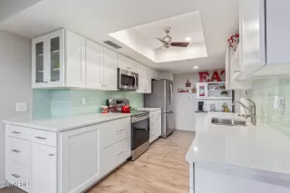 Photo #3: 6799417 Listing