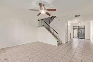 Photo #4: 6799634 Listing