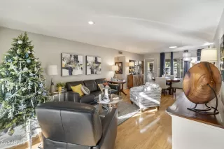 Photo #4: 6800313 Listing