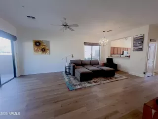 Photo #2: 6800527 Listing