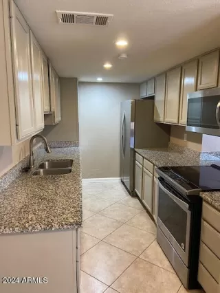 Photo #2: 6800897 Listing