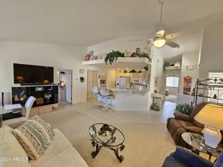 Photo #6: 6801020 Listing