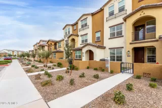 Photo #1: 6801629 Listing