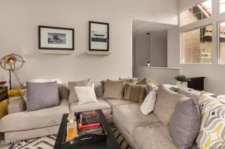 Photo #3: 6801637 Listing