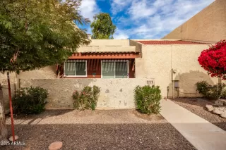 Photo #5: 6801677 Listing 